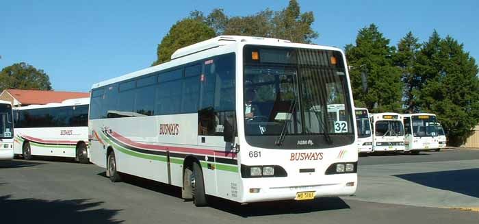 Busways Renault MRC ABM Starliner 681